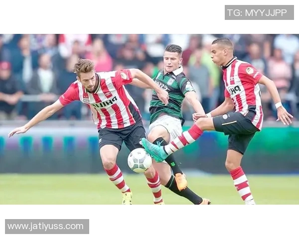 全球足球赛事排行榜揭晓各大联赛与球队实力对比分析